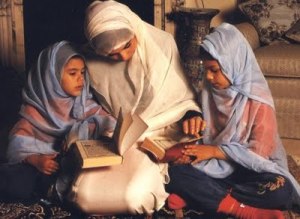 muslimah-teaching-kids